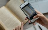 ترجمه عکس به متن: چگونه متون داخل تصویر را با دوربین گوشی ترجمه کنیم؟