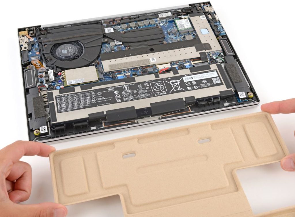 اچ پی تعمیر لپ‌تاپ‌های خود را برای کاربران آسان‌تر می‌کند!