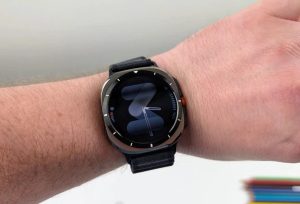 سری گلکسی واچ 8 سامسونگ طراحی "مربع دایره" را انتخاب میکند