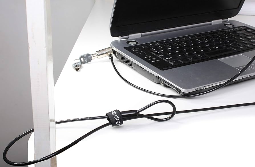 پورت قفل (لاک) لپ تاپ چیست؟ چگونه از آن استفاده کنیم؟