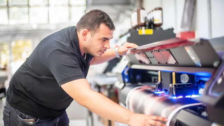 آیا یک چاپگر میتواند جوهر سفید چاپ کند؟