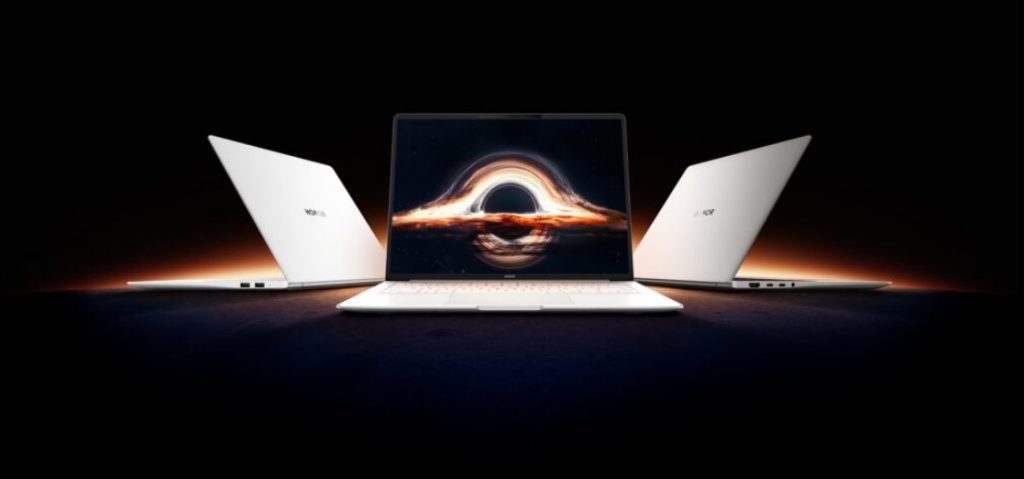 آنر مجیک بوک پرو 14 با 32 گیگابایت رم و 1 ترابایت فضای ذخیره‌سازی معرفی شد