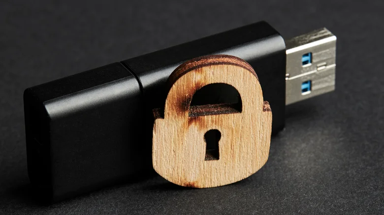 5 کاربرد فلش مموری USB غیر از ذخیره فایل!