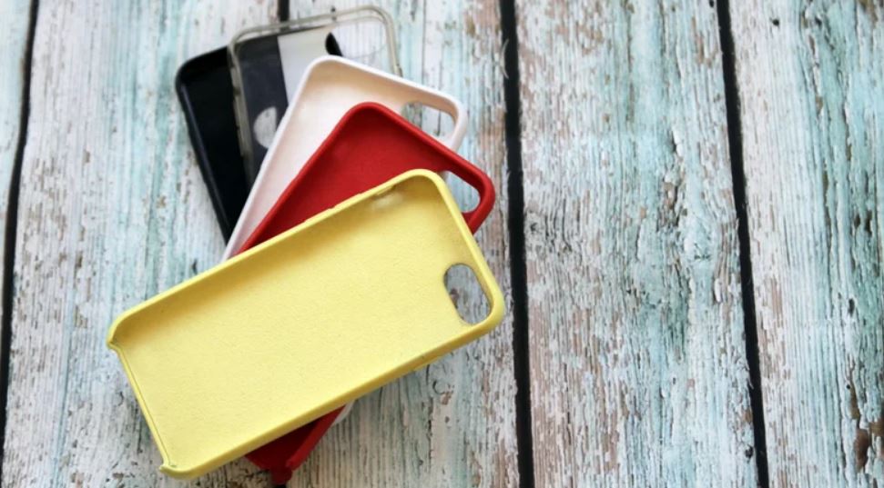 آیا قاب گوشی می‌تواند بر سیگنال وای‌فای و آنتن آن تأثیر بگذارد؟!