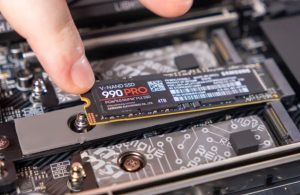 آیا واقعاً سرعت هارد SSD برای بازی مهم است؟!