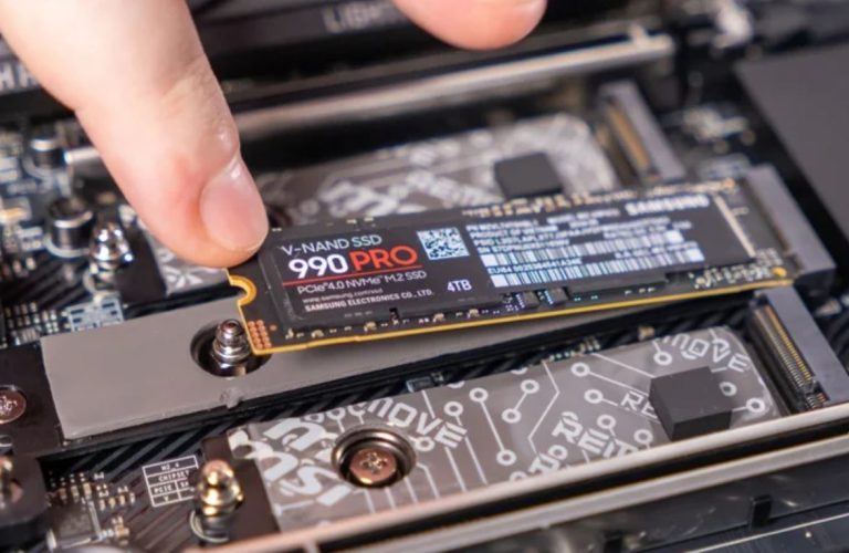 آیا واقعاً سرعت هارد SSD برای بازی مهم است؟!