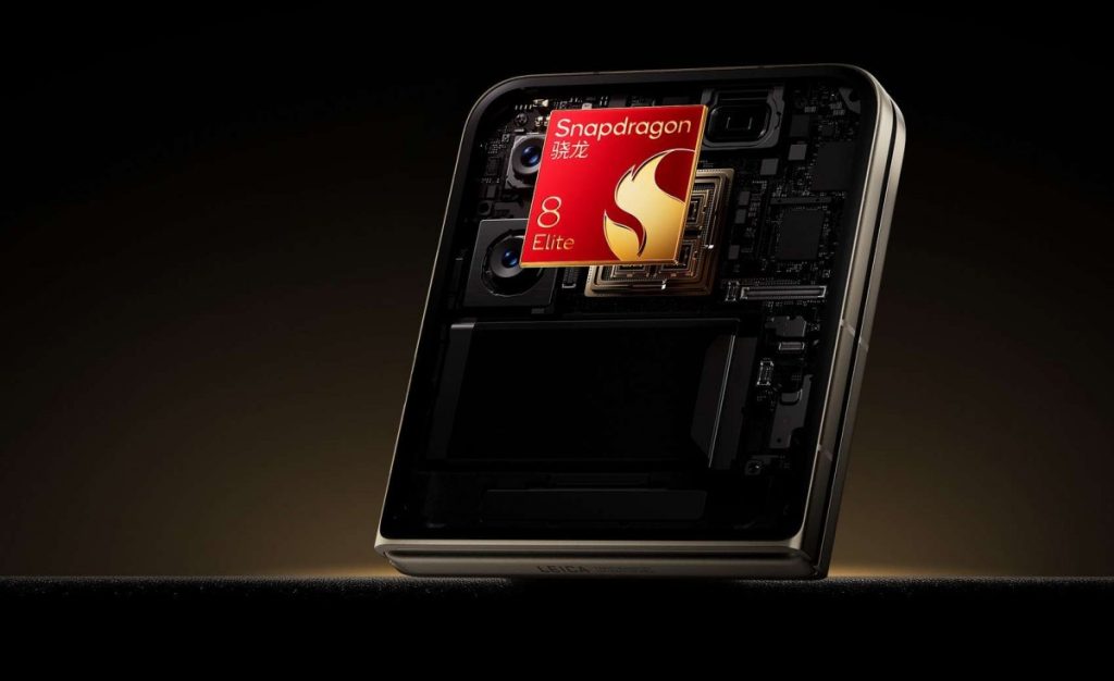 شیائومی میکس فلیپ 2 معرفی شد؛ همان فرمول قبلی اما از هر نظر بهتر!