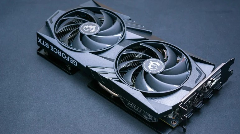 آیا ۸ گیگابایت VRAM هنوز هم برای بازی‌های جدید کافی است؟