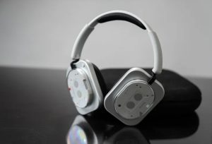 ناتینگ هدفون (1) معرفی شد؛ طراحی جسورانه، صدایی عالی!