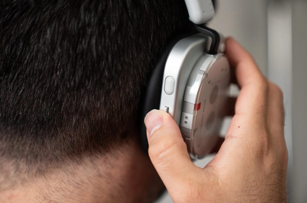 ناتینگ هدفون (1) معرفی شد؛ طراحی جسورانه، صدایی عالی!