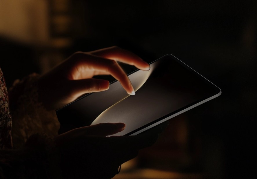 آنر مجیک پد ۳ با نمایشگر 3.2K، پردازنده اسنپدراگون نسل سوم و باتری 12450 میلی‌آمپرساعت معرفی شد