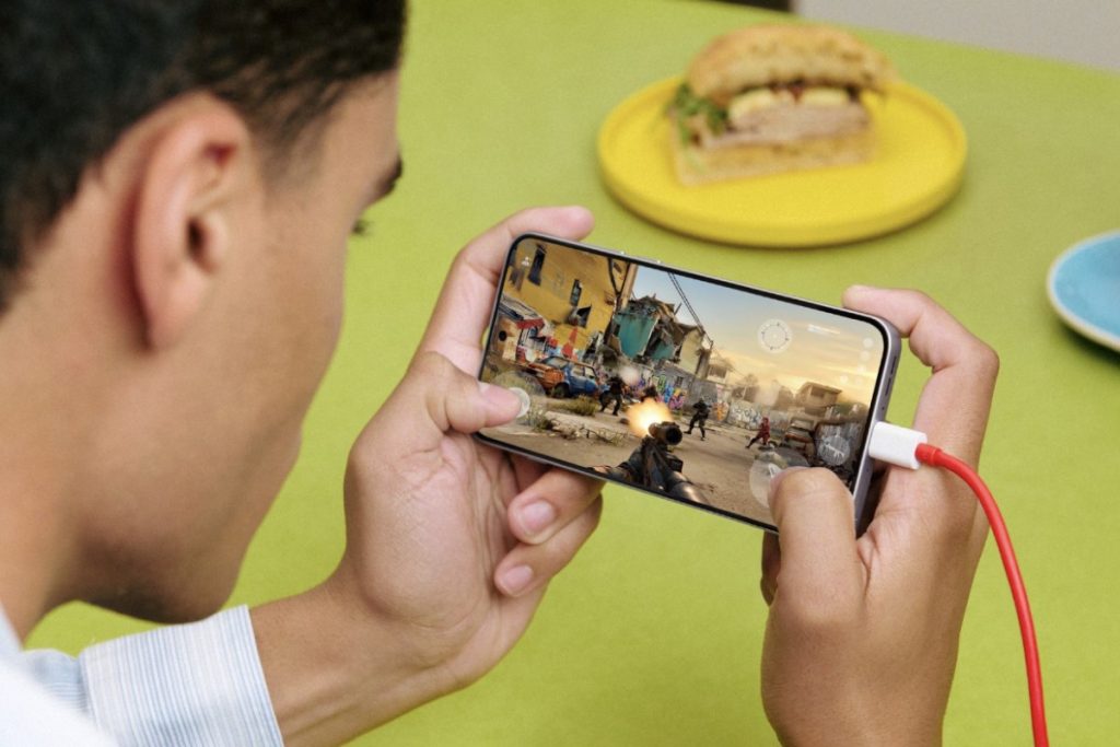 وان‌پلاس نورد 5 و نورد CE5 رسماً رونمایی شدند