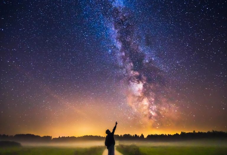 کهکشان راه شیری ممکن است توسط ۱۰۰ کهکشان پنهان احاطه شده باشد