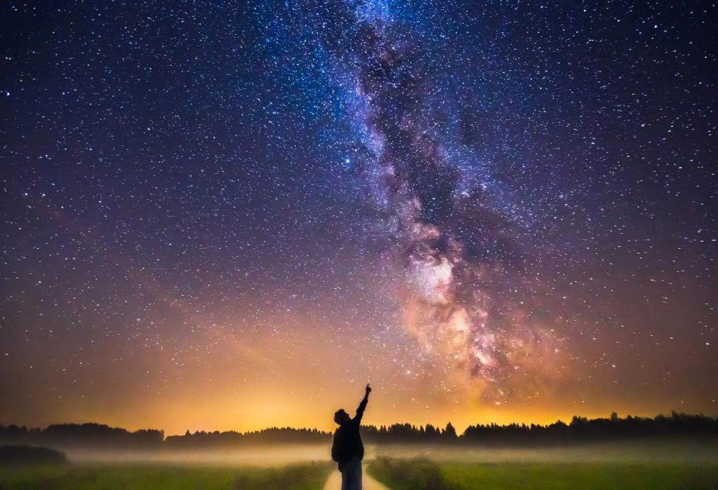 کهکشان راه شیری ممکن است توسط ۱۰۰ کهکشان پنهان احاطه شده باشد