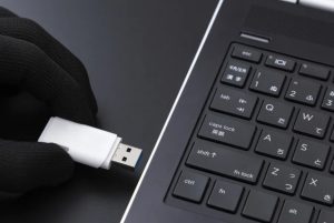 چگونه USBهای استفادهشده را بهصورت ایمن به سیستم خود وصل کنیم؟