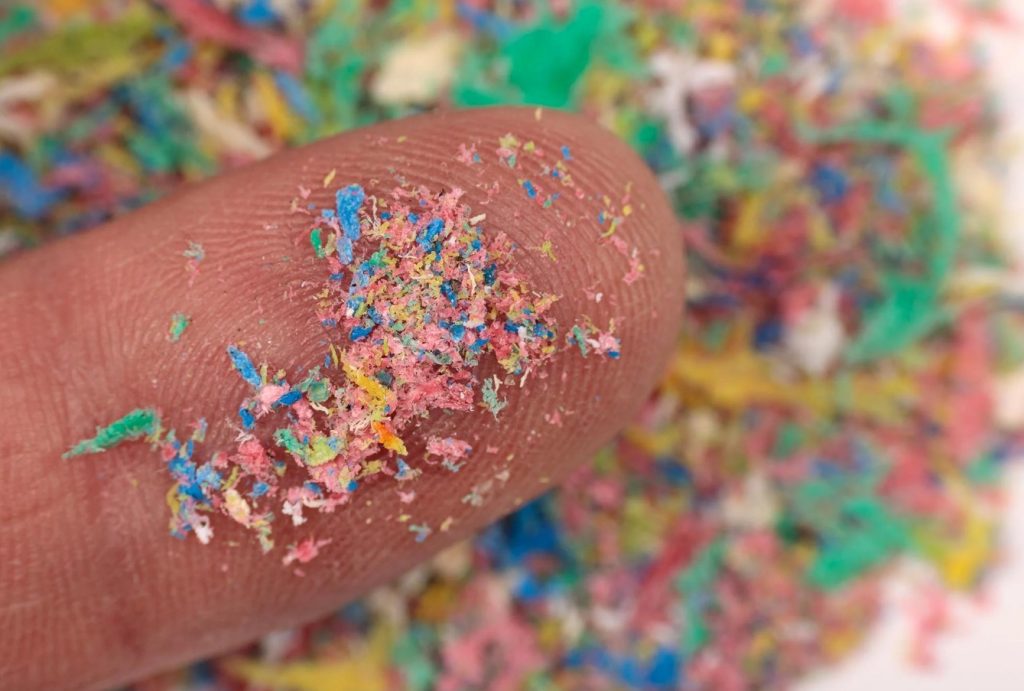 دانشمندان جایگزین پلاستیکی توسعه دادند که می‌تواند با آلودگی اقیانوس‌ها مبارزه کند!