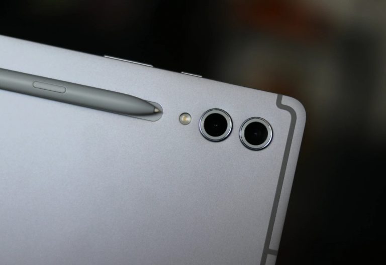 گلکسی تب اس ۱۰ لایت یک قدم به رونمایی نزدیک‌تر شد