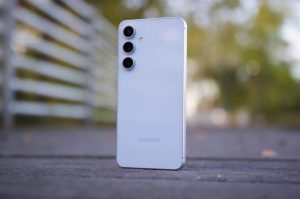 سامسونگ رسماً تأیید کرد؛ گلکسی S25 FE به‌زودی معرفی می‌شود