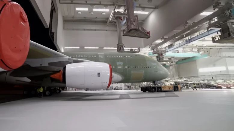 چرا هواپیماهای جدید به رنگ سبز رنگ‌آمیزی می‌شوند؟