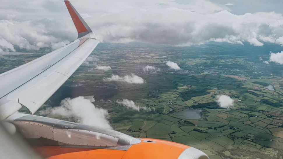 چرا بیشتر پروازها از آسمان اقیانوس آرام جنوبی دوری می‌کنند؟