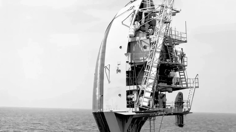 فلیپ، معمای مهندسی؛ وقتی کشتی در آب می‌ایستد!