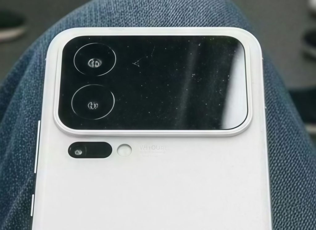 افشاگری جدید؛ تایید بازگشت نمایشگر ثانویه با سری شیائومی ۱۶