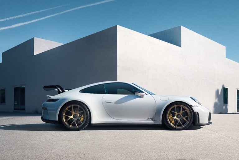 چرا پورشه ۹۱۱، «۹۱۱» نامیده می‌شود؟!