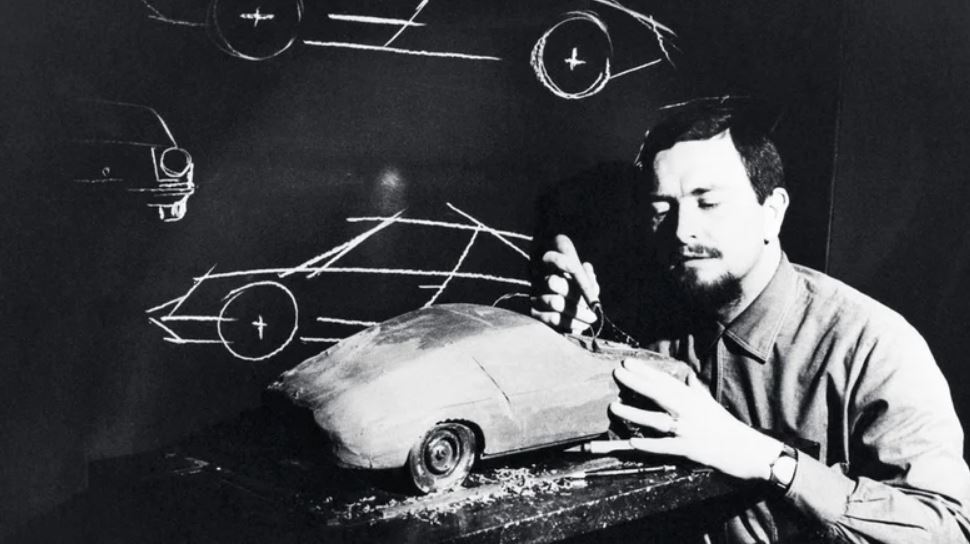 چرا پورشه ۹۱۱، «۹۱۱» نامیده می‌شود؟!