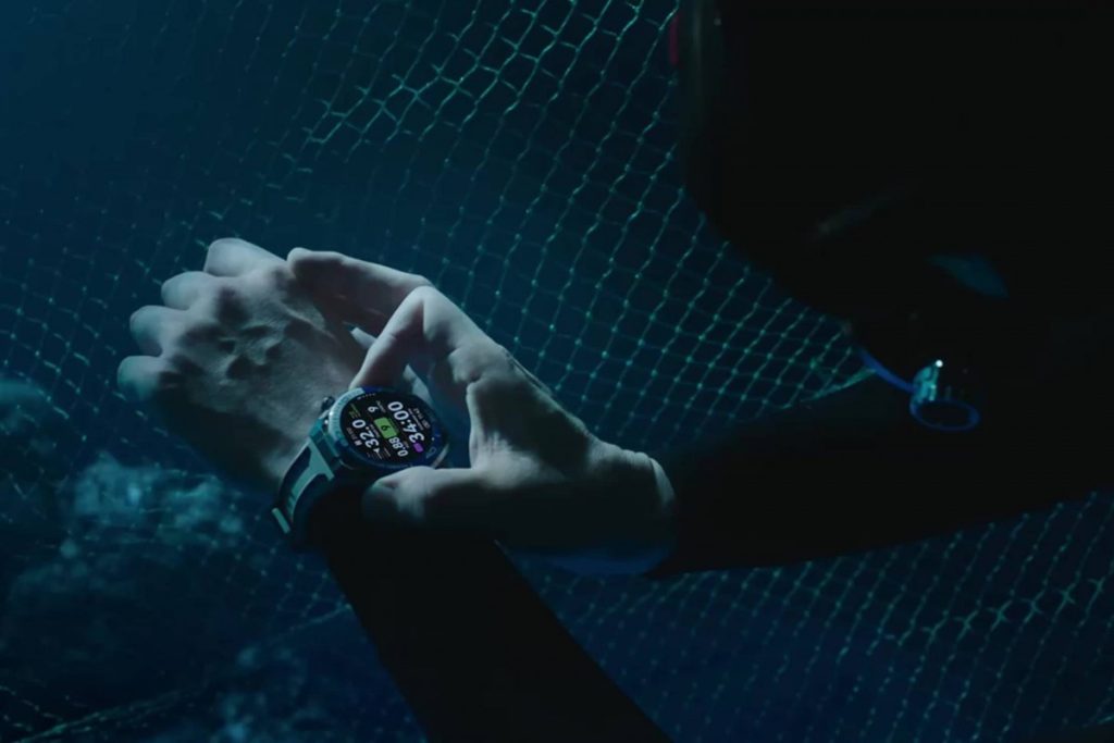 هواوی واچ آلتیمیت ۲ معرفی شد؛ مقاومت تا عمق ۱۵۰ متری و پشتیبانی از ارتباطات مبتنی بر سونار در زیر آب!