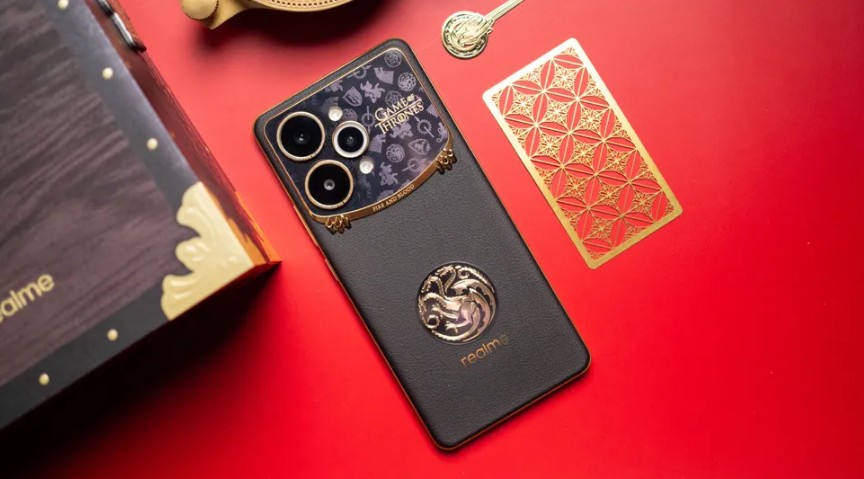 نسخه ویژه بازی تاج و تخت ریلمی ۱۵ پرو با طراحی تغییر رنگ دهنده معرفی شد!