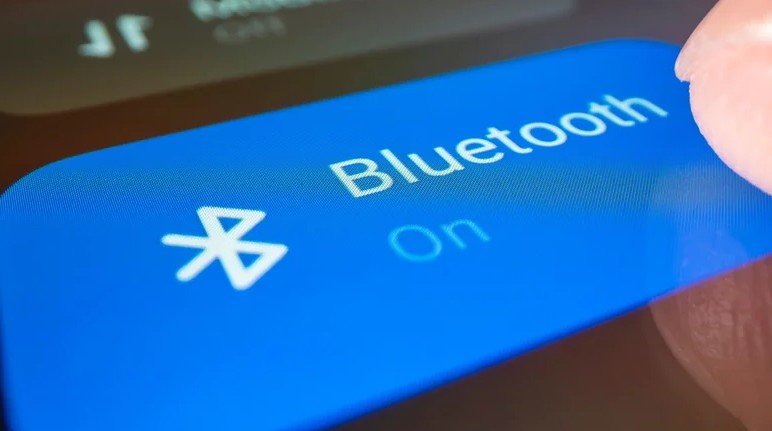 آیا می‌توانیم بلوتوث دستگاه خود را همیشه روشن نگه داریم؟