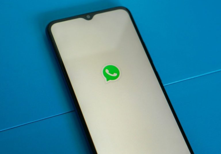 واتساپ شماره تلفن ۳.۵ میلیارد نفر را لو داد!