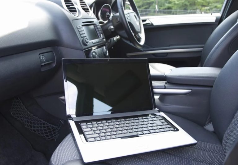 چرا هرگز نباید لپتاپ خود را در ماشین رها کنیم؟