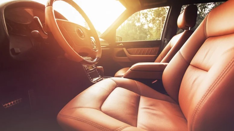 چرا هرگز نباید لپتاپ خود را در ماشین رها کنیم؟