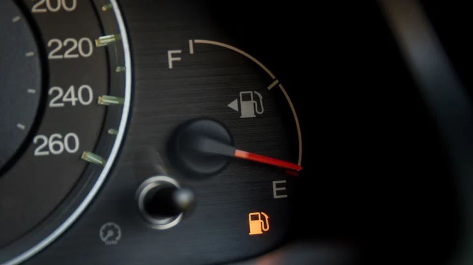 بررسی ۱۴ افسانه‌ درباره‌ خودروها که احتمالاً شنیده‌اید!