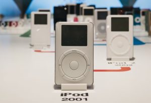 آیا می‌دانستید اولین آی‌پاد اپل چگونه فایل‌ها را ذخیره می‌کرد؟!