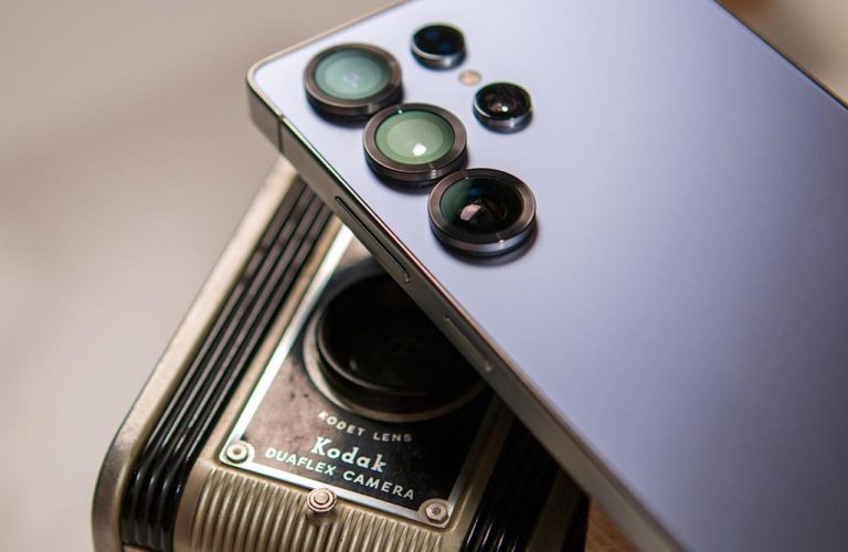 گلکسی S26 اولترا سامسونگ با یک لنز جدید برای مقابله با فلر عرضه خواهد شد