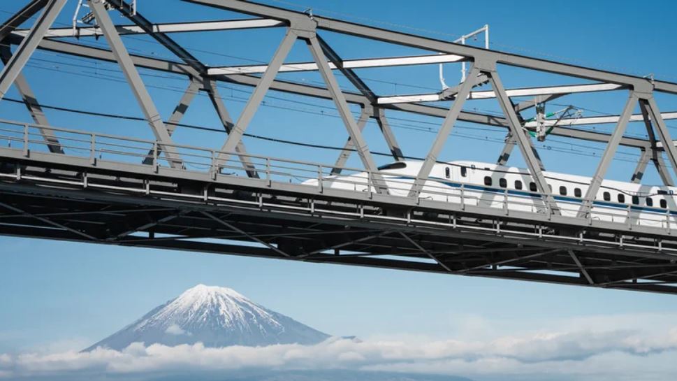 جت‌های آب قطارهای سریع‌السیر واقعاً چکار می‌کنند؟!