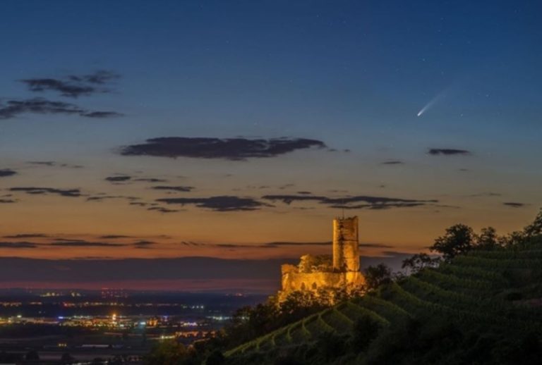 یک ستاره دنباله‌دار یخی ۷ میلیارد ساله به منظومه شمسی وارد شده است!