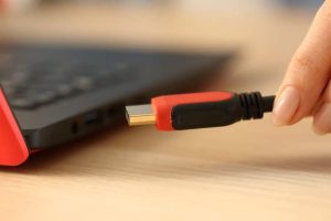 یک کابل HDMI تا چه طولی می‌تواند کیفیت را بدون افت حفظ کند؟