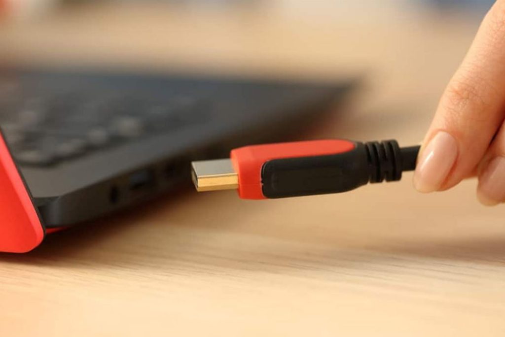 یک کابل HDMI تا چه طولی می‌تواند کیفیت را بدون افت حفظ کند؟