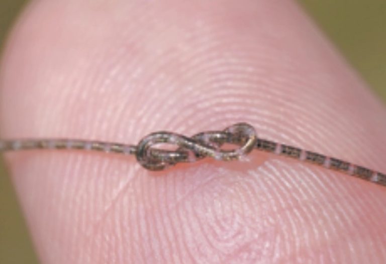 دانشمندان یک کامپیوتر قدرتمند را درون یک رشته نخ جای دادند!