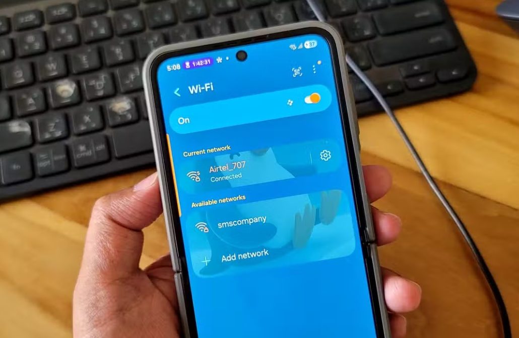 آیا خاموش کردن وای‌فای و بلوتوث واقعاً در مصرف باتری صرفه‌جویی می‌کند؟!