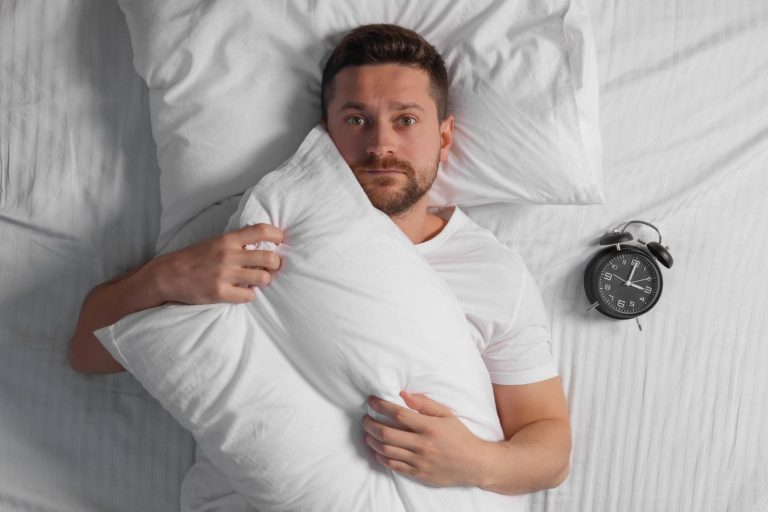 چرا برخی مغزها شبها «خاموش» نمیشوند؟!