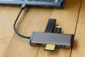 هرگز این ۵ دستگاه را به هاب USB وصل نکنید!