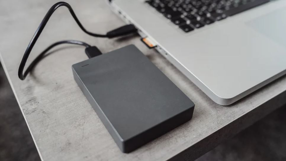 هرگز این ۵ دستگاه را به هاب USB وصل نکنید!