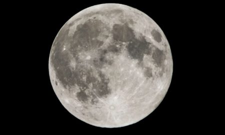 کشف گرانیت نشان می‌دهد که ماه بیشتر از آنچه فکر می‌کردیم به زمین شبیه است