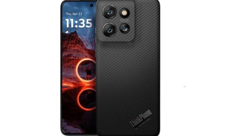 اندروید 15 را فعلاً روی گوشی موتورولا نصب نکنید!