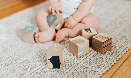 نوزادن 15 ماهه می‌توانند کلماتی را برای اشیایی که هرگز ندیده‌اند یاد بگیرند!