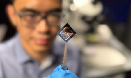 این تراشه کوچک مانند چشم می‌بیند، مانند مغز فکر می‌کند و فوراً به خاطر می‌سپارد!